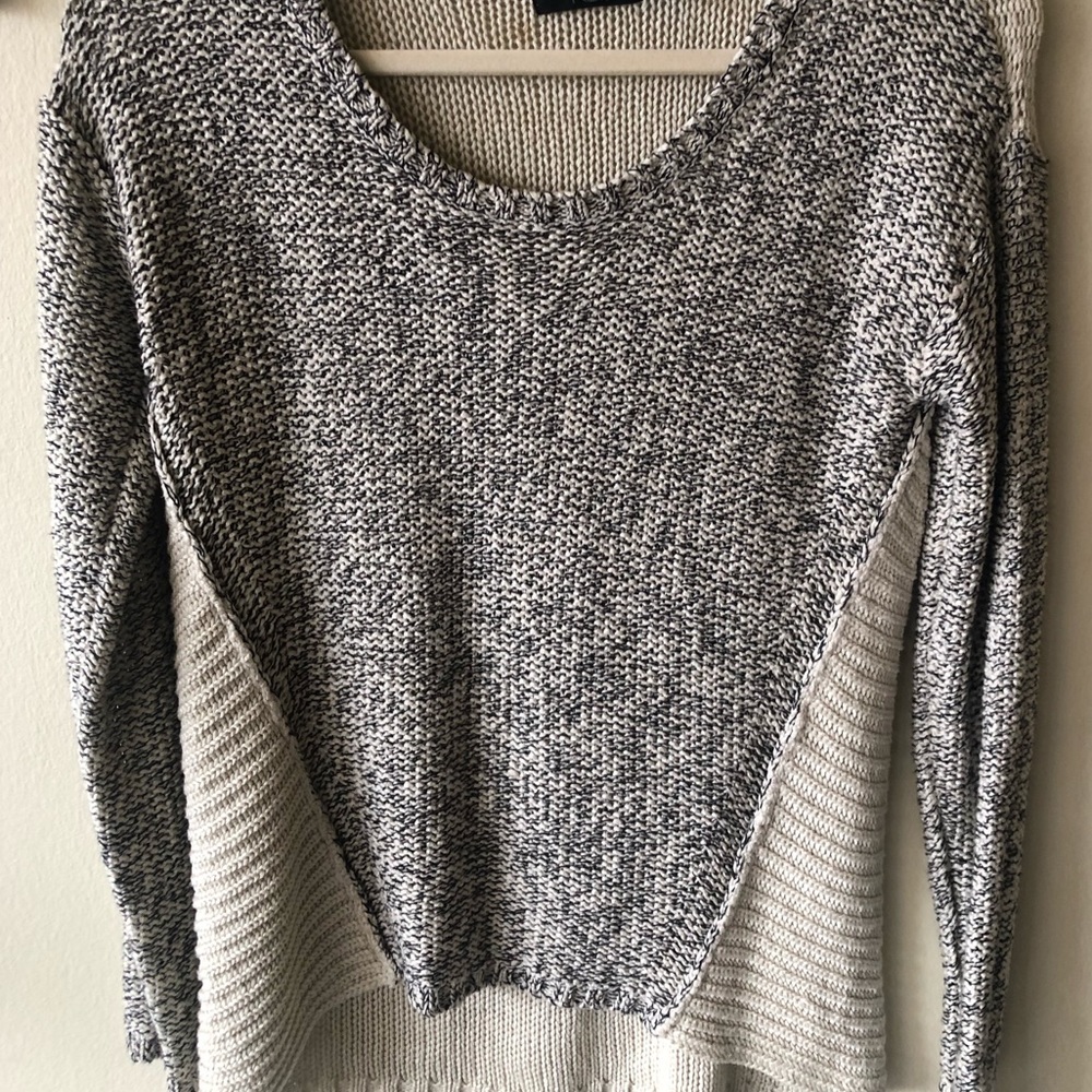 Nordstrom RDI Sweater - Picture 4 of 5